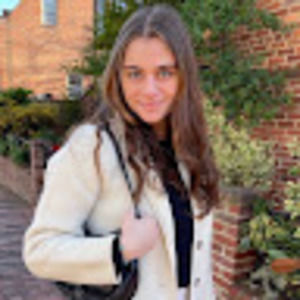 Meet your Posher, Sophia